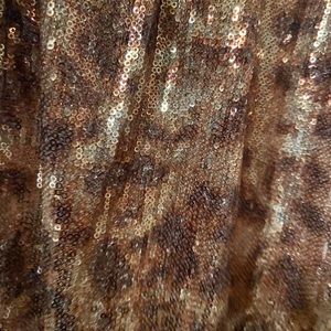 Super cute cache slim fit dress!